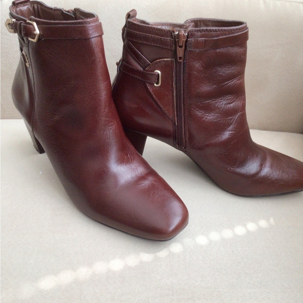 Arnold Churgin Genuine Leather Ankle Boots handmade (size 10)
